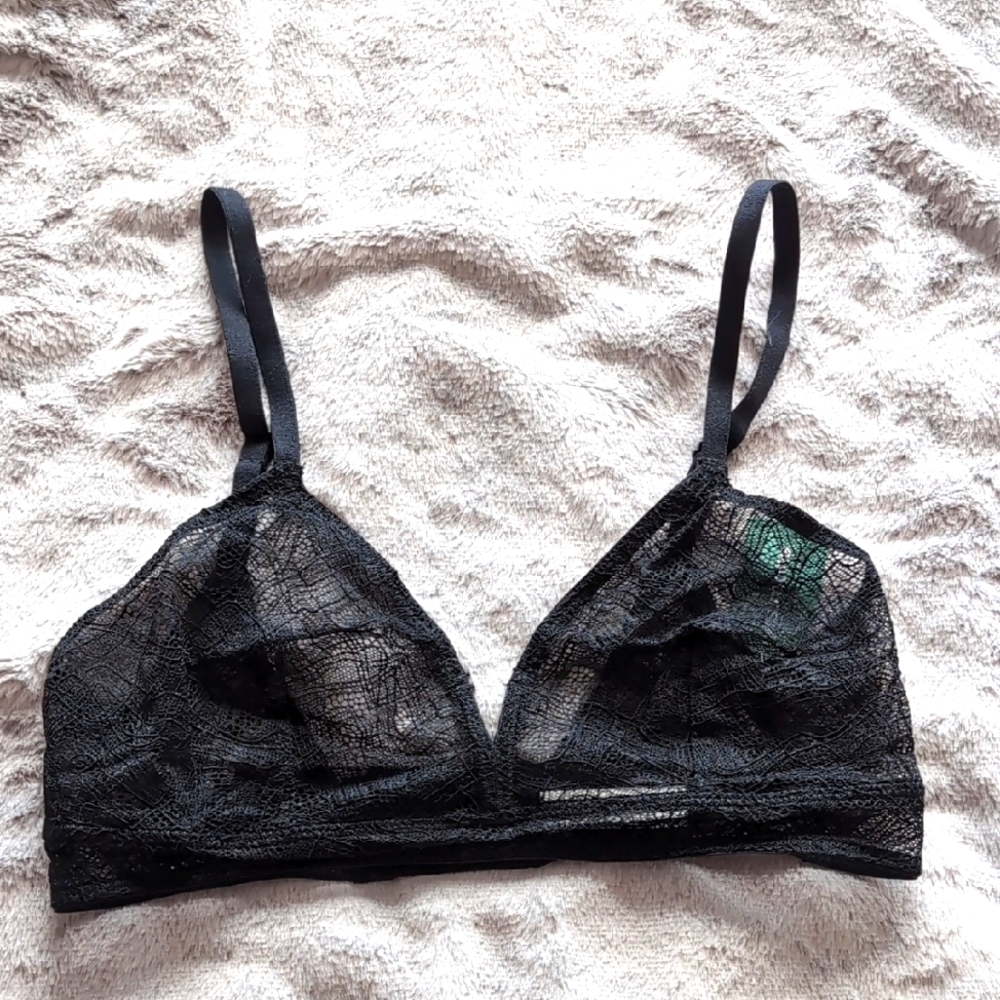 3/$30💜 NWT LACE WIRELESS BRA, S